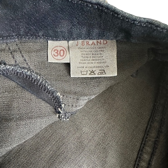 J BRAND dark wash denim jeans size 30 - Picture 7 of 7